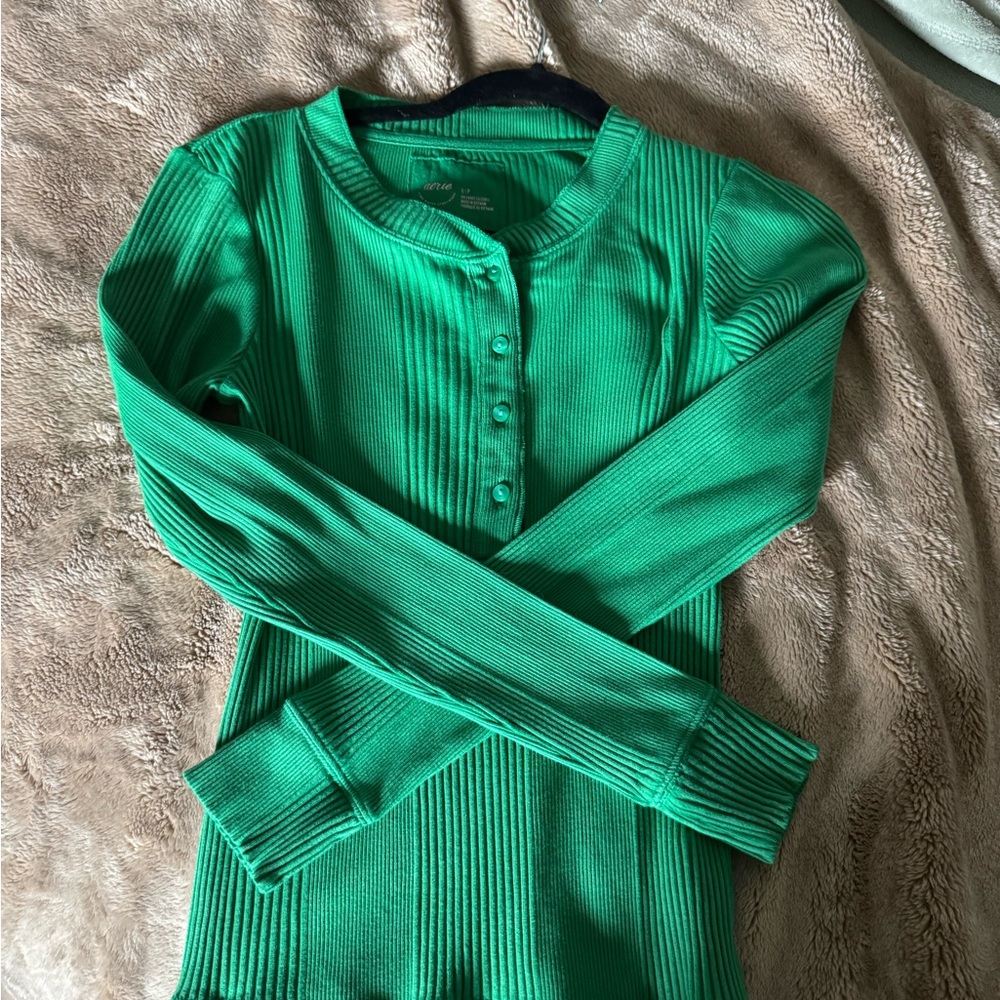 Aerie long sleeve